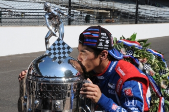 500 milles d'Indianapolis - Cérémonies avec le vainqueur